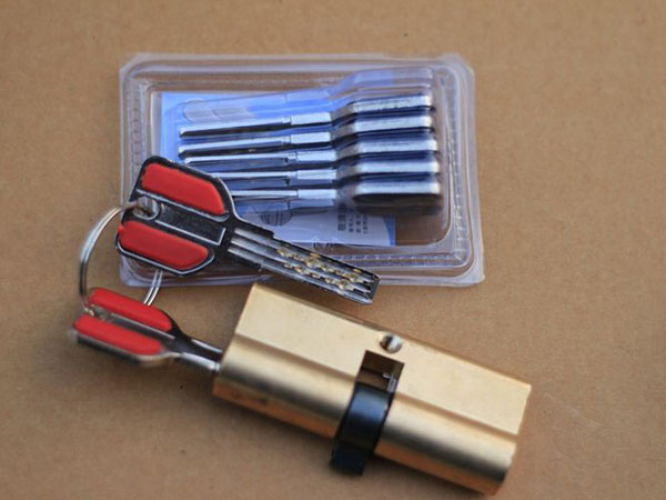 公安24小时上门开锁公司